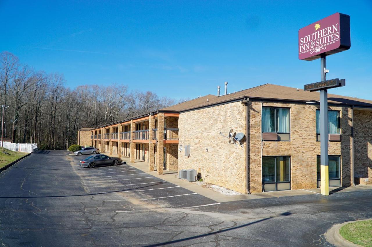 Southern Inn And Suites Spartanburg Kültér fotó