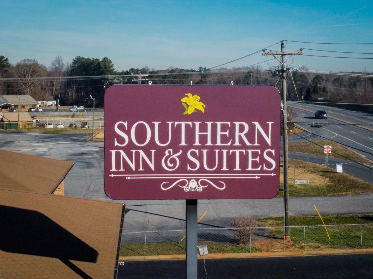 Southern Inn And Suites Spartanburg Kültér fotó